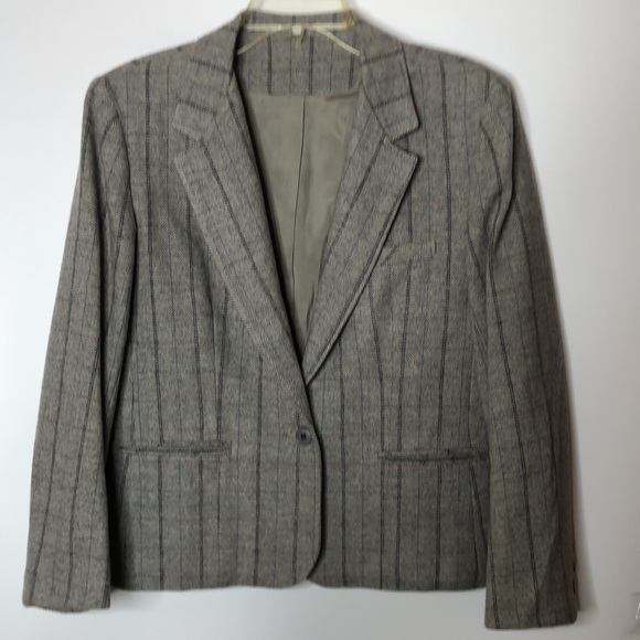 VINTAGE Edgeworth Clothiers Women's Gray Jacket and Skirt Suit 2 piece Dress 10 - Picture 2 of 13
